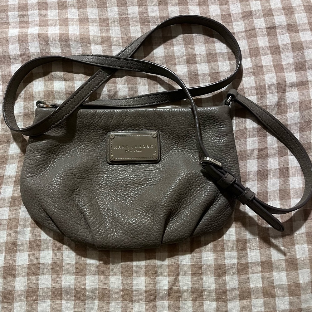 Marc Jacobs Gray Leather Crossbody Bag